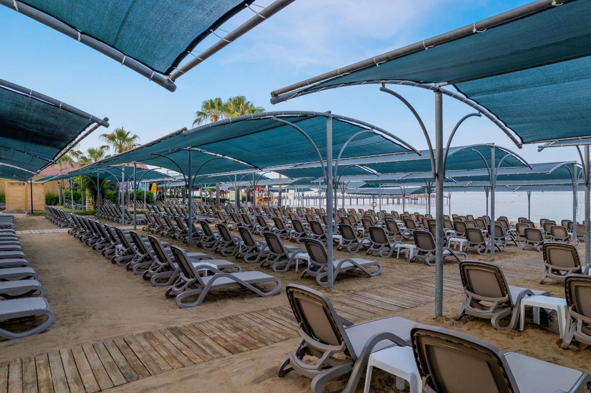 Trendy Palm Beach Adults Only Side Buitenkant foto